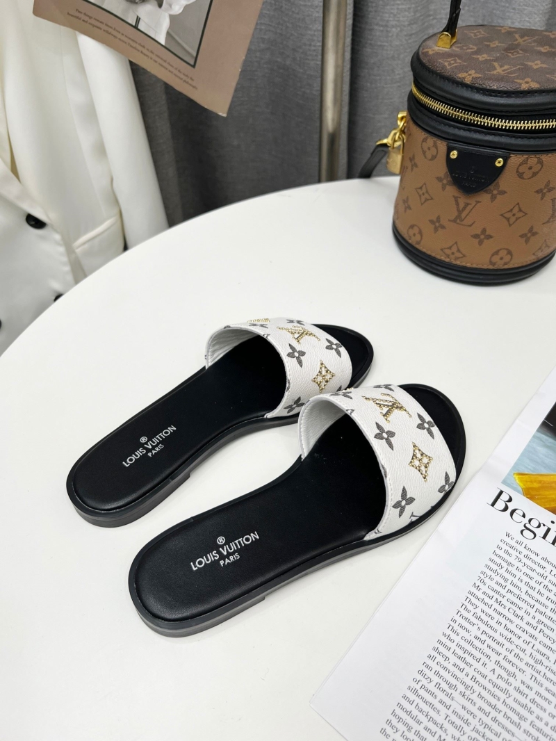 Louis Vuitton Slippers